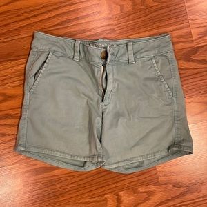 American Eagle Midi Super Stretch Shorts - Teal Blue